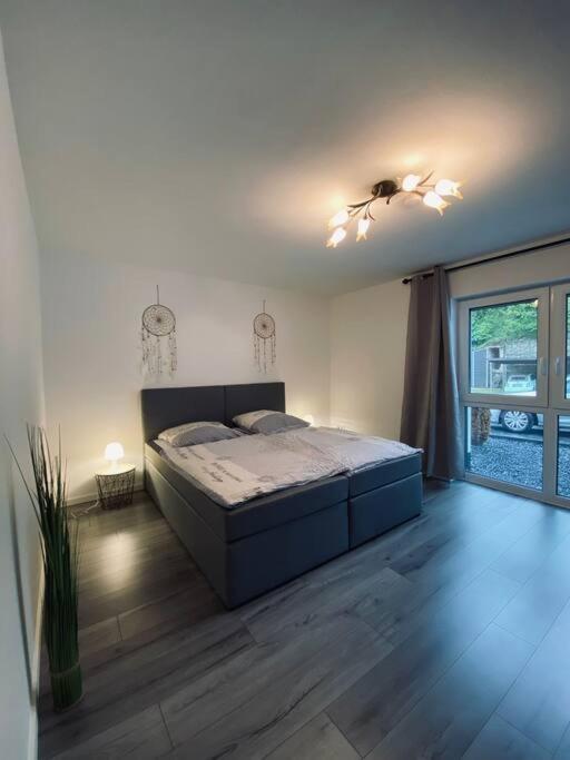 Grosse Moderne Ferienwohnung Auch Als Monteur Unterkunft Nutzbar, In Stolberg - Vicht Exteriér fotografie