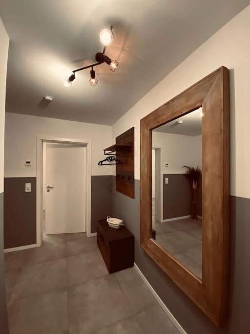 Grosse Moderne Ferienwohnung Auch Als Monteur Unterkunft Nutzbar, In Stolberg - Vicht Exteriér fotografie
