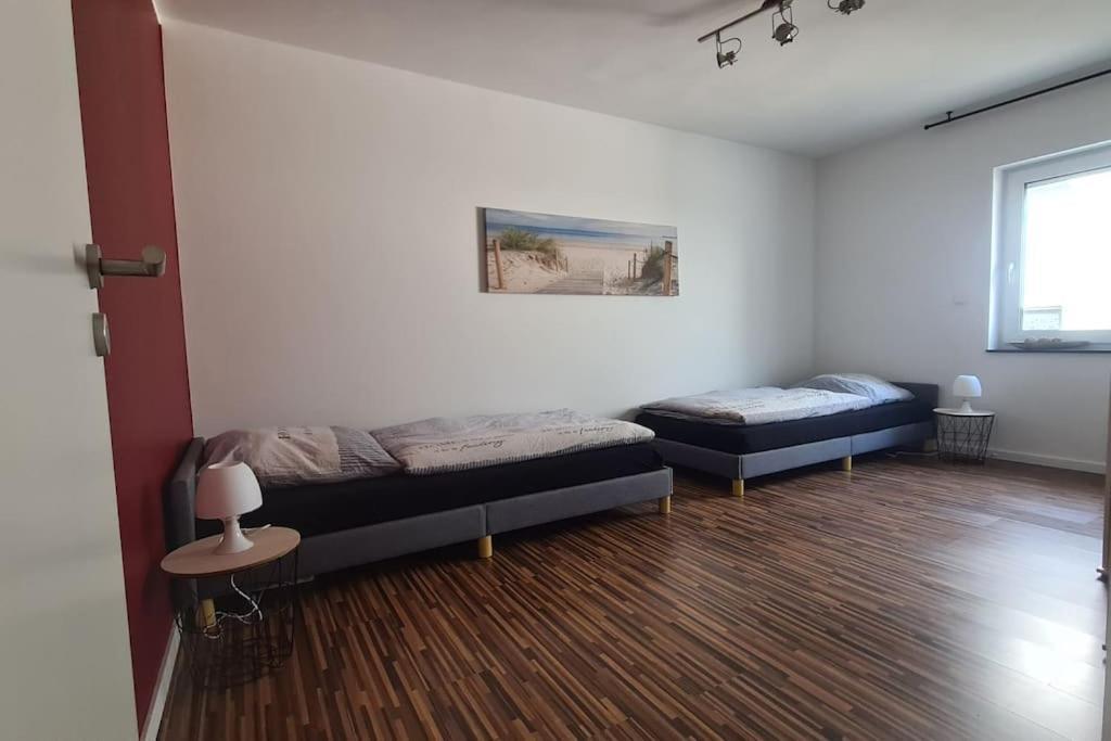 Grosse Moderne Ferienwohnung Auch Als Monteur Unterkunft Nutzbar, In Stolberg - Vicht Exteriér fotografie